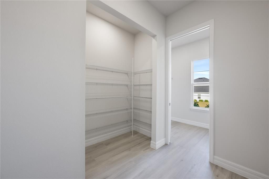 En Renta: $3,850 (4 camas, 3 baños, 2656 Pies cuadrados)