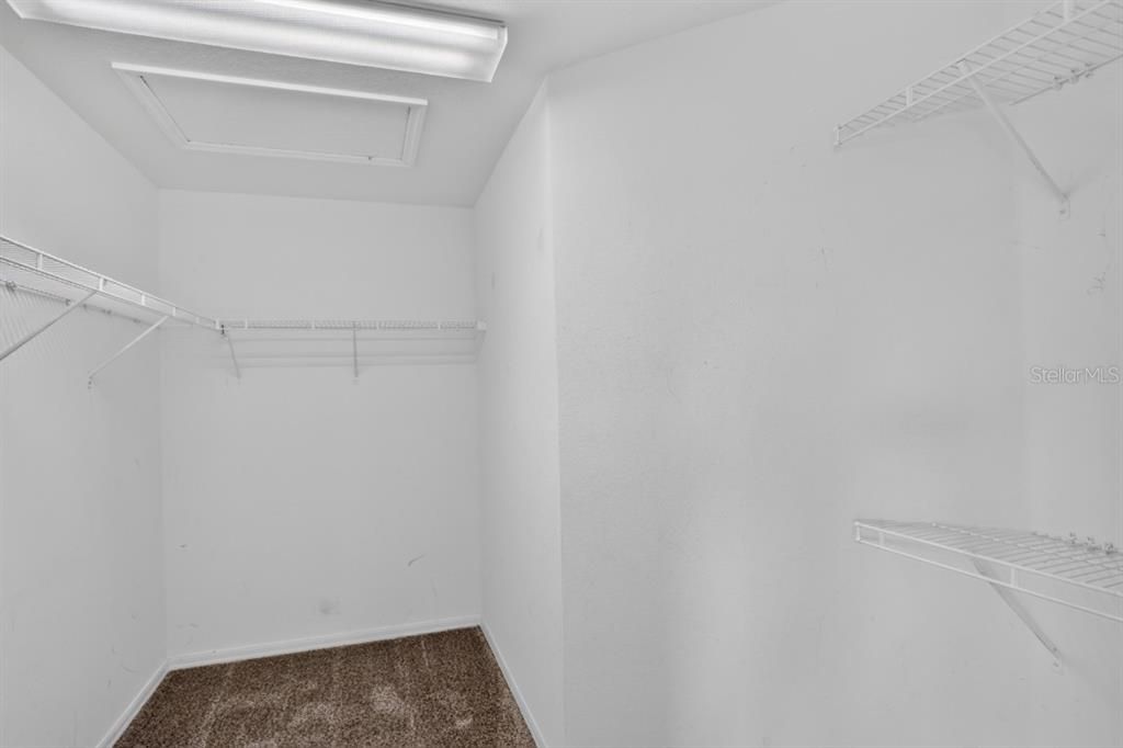 Active With Contract: $389,900 (4 beds, 2 baths, 2918 Square Feet)