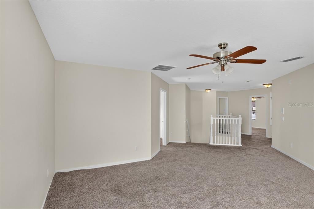 Active With Contract: $389,900 (4 beds, 2 baths, 2918 Square Feet)