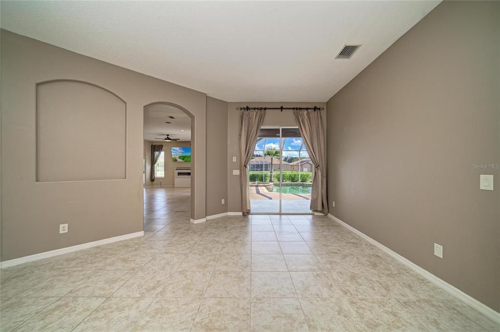 For Sale: $525,000 (4 beds, 3 baths, 2300 Square Feet)