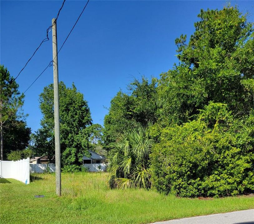 待售: $72,000 (0.23 acres)