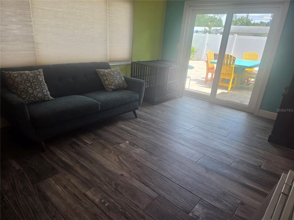 В аренду: $2,900 (2 спален, 2 ванн, 1277 Квадратных фут)