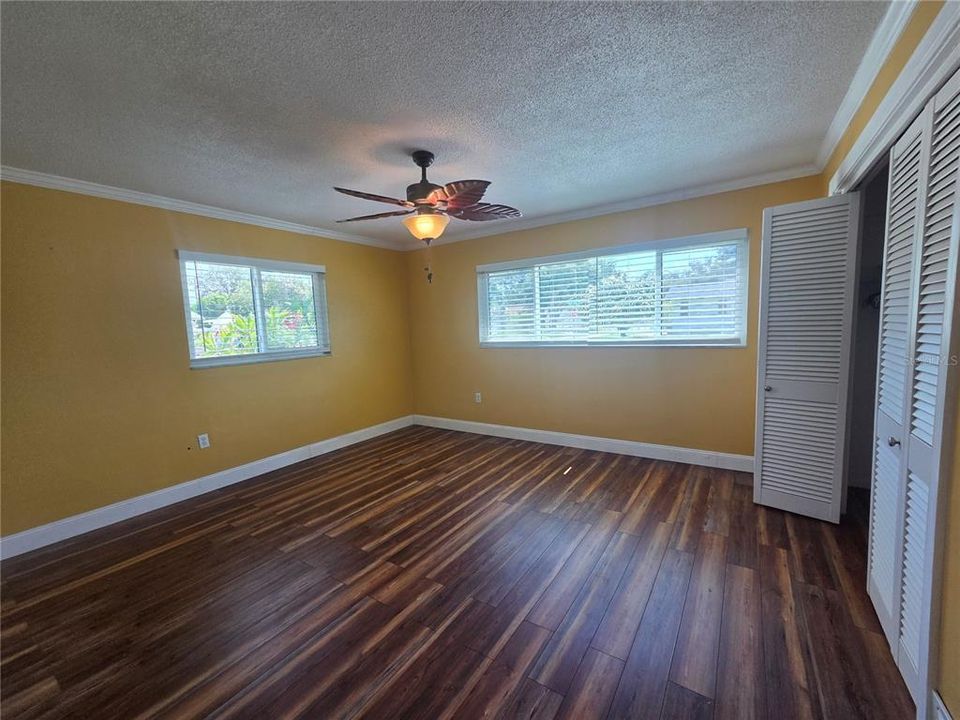 В аренду: $2,900 (2 спален, 2 ванн, 1277 Квадратных фут)