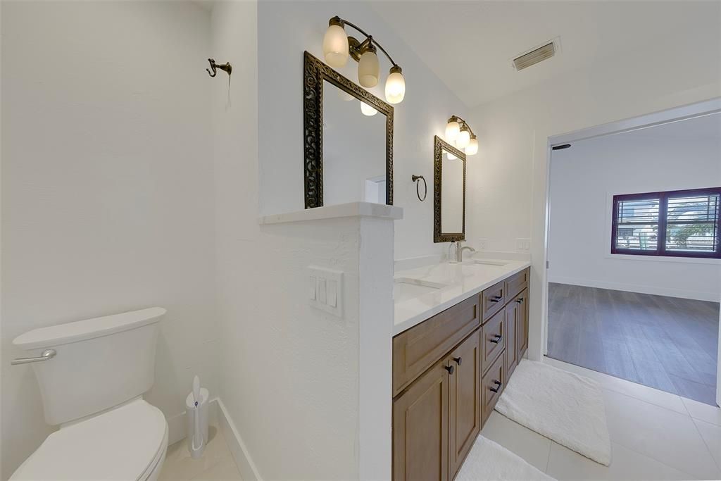 В аренду: $4,400 (2 спален, 2 ванн, 1515 Квадратных фут)