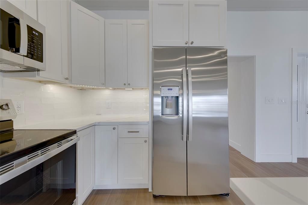 В аренду: $4,400 (2 спален, 2 ванн, 1515 Квадратных фут)