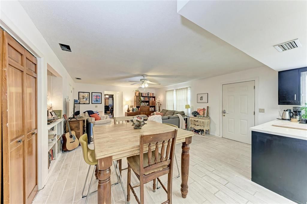 For Sale: $725,000 (5 beds, 3 baths, 5132 Square Feet)
