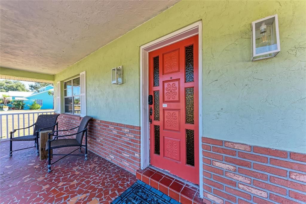 For Sale: $725,000 (5 beds, 3 baths, 5132 Square Feet)