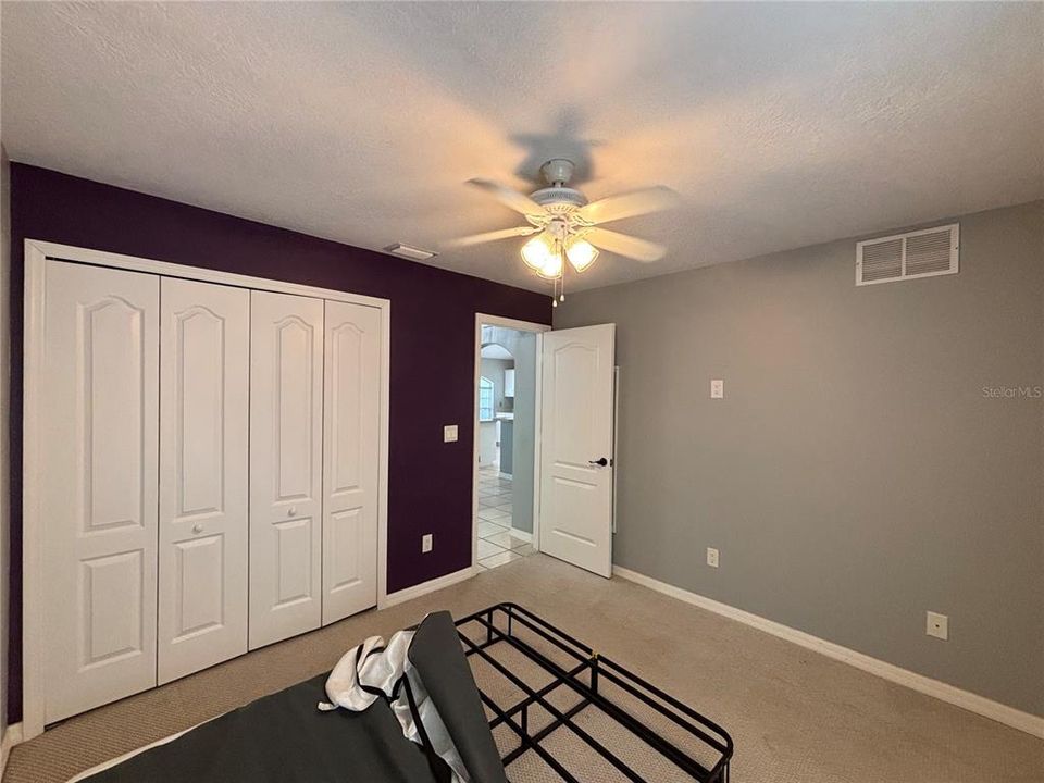 For Sale: $297,700 (3 beds, 2 baths, 1393 Square Feet)
