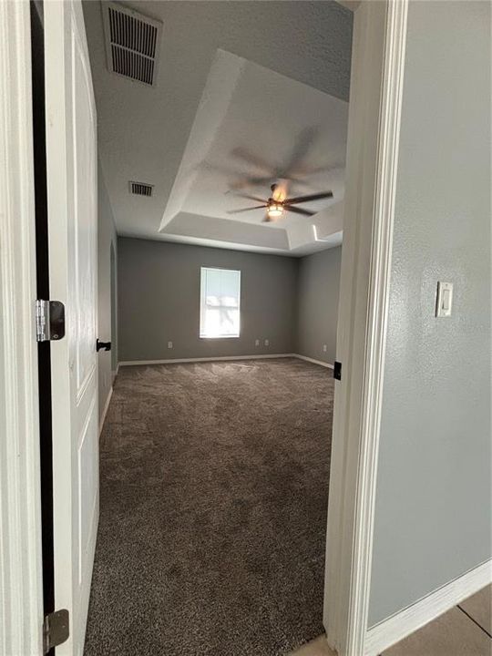 For Sale: $297,700 (3 beds, 2 baths, 1393 Square Feet)