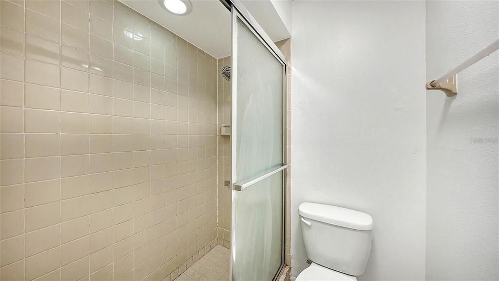 На продажу: $188,000 (3 спален, 2 ванн, 1420 Квадратных фут)