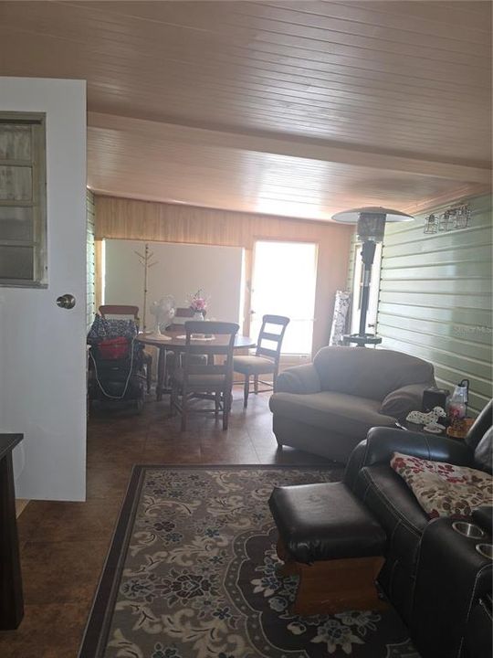 En Venta: $110,000 (2 camas, 1 baños, 912 Pies cuadrados)