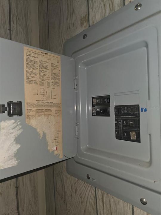 En Venta: $110,000 (2 camas, 1 baños, 912 Pies cuadrados)