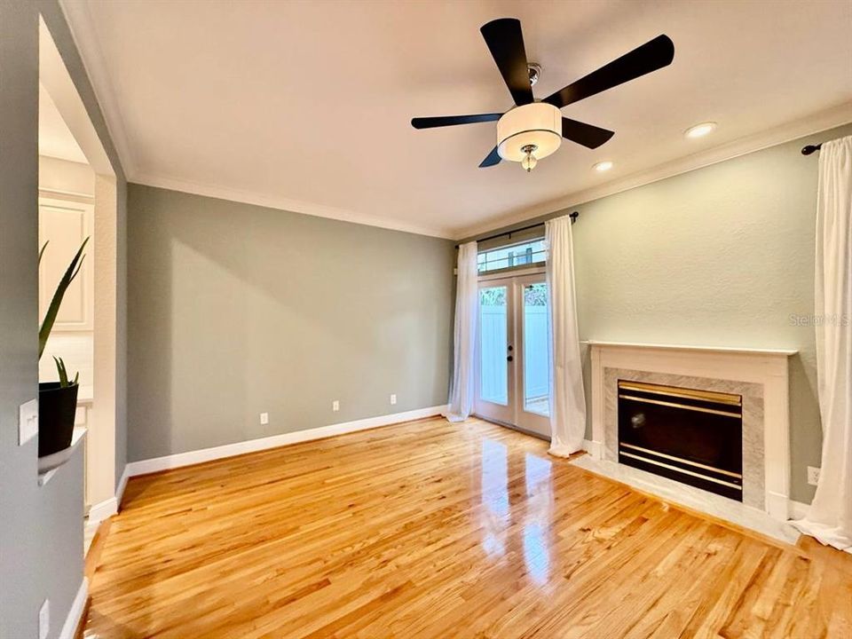 For Rent: $4,500 (3 beds, 2 baths, 1624 Square Feet)