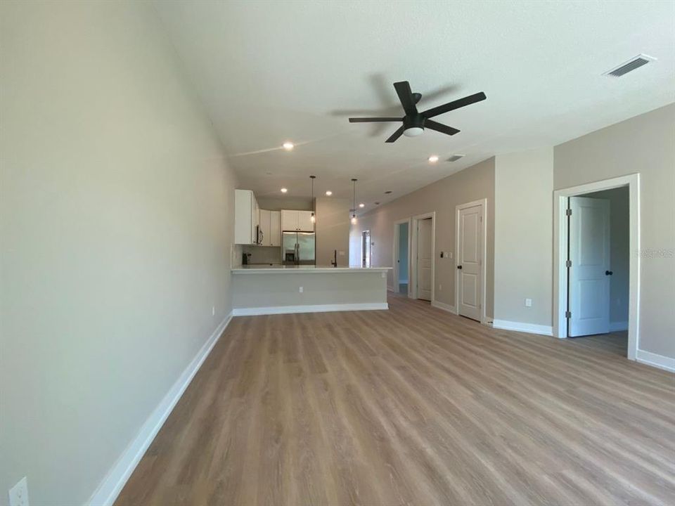 For Sale: $445,000 (6 beds, 0 baths, 2250 Square Feet)