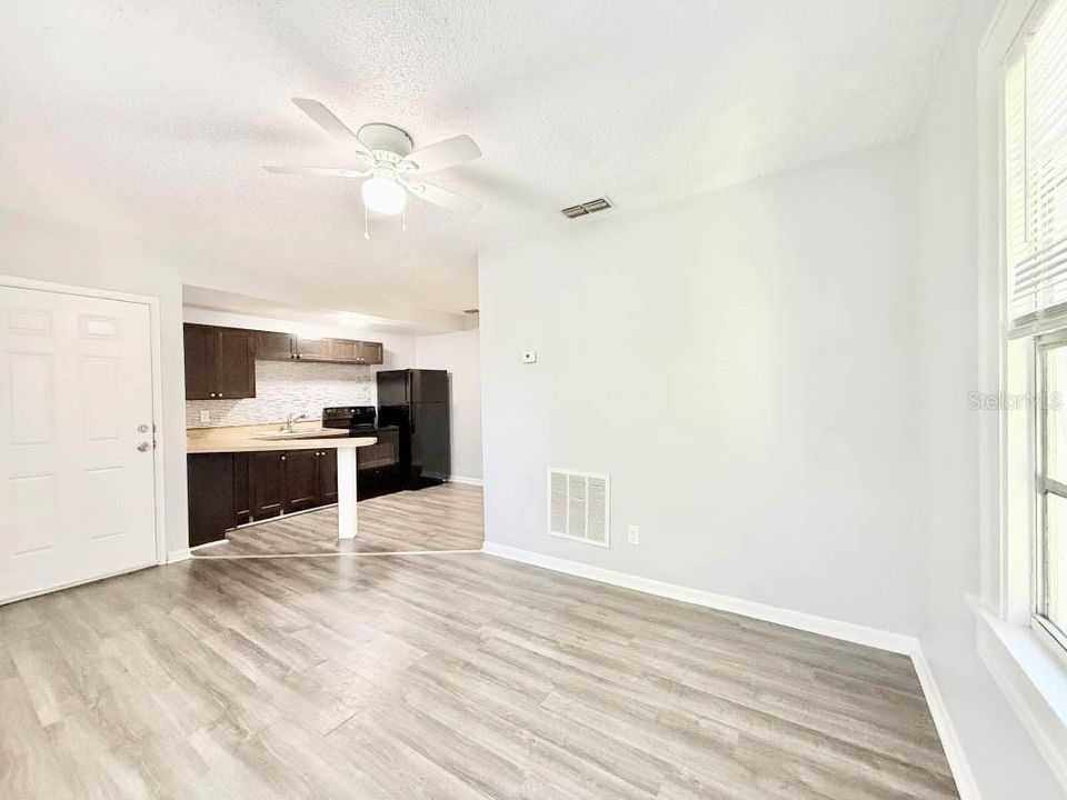 For Sale: $799,000 (12 beds, 0 baths, 3272 Square Feet)