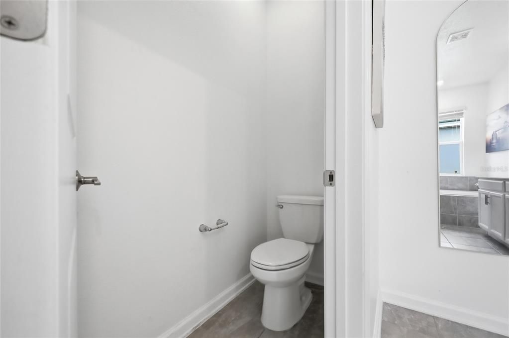 For Rent: $2,595 (3 beds, 2 baths, 1788 Square Feet)