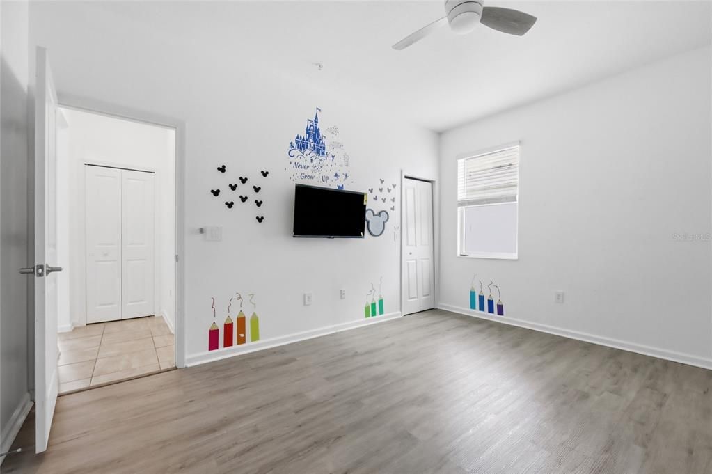 For Rent: $2,595 (3 beds, 2 baths, 1788 Square Feet)