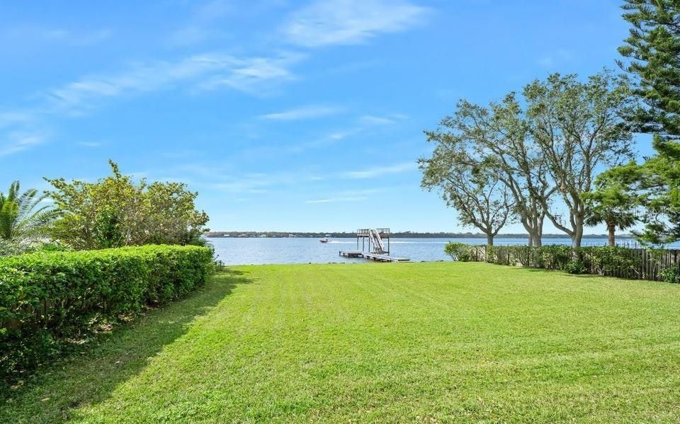 En Venta: $1,090,000 (3 camas, 2 baños, 3667 Pies cuadrados)