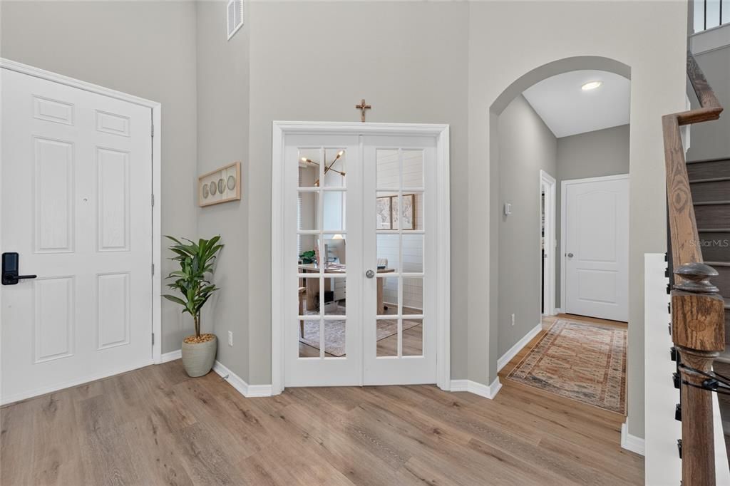 For Sale: $1,350,000 (4 beds, 3 baths, 3964 Square Feet)
