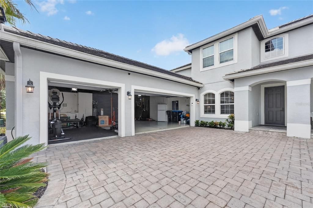 For Sale: $1,350,000 (4 beds, 3 baths, 3964 Square Feet)