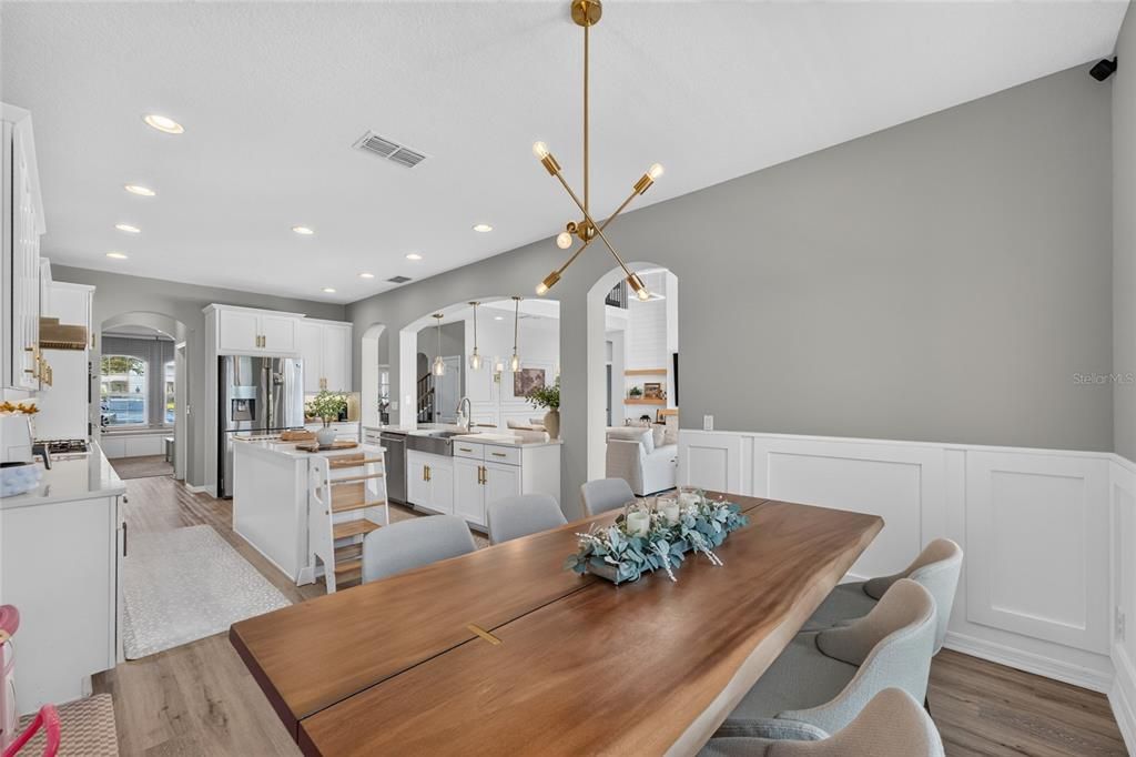 For Sale: $1,350,000 (4 beds, 3 baths, 3964 Square Feet)