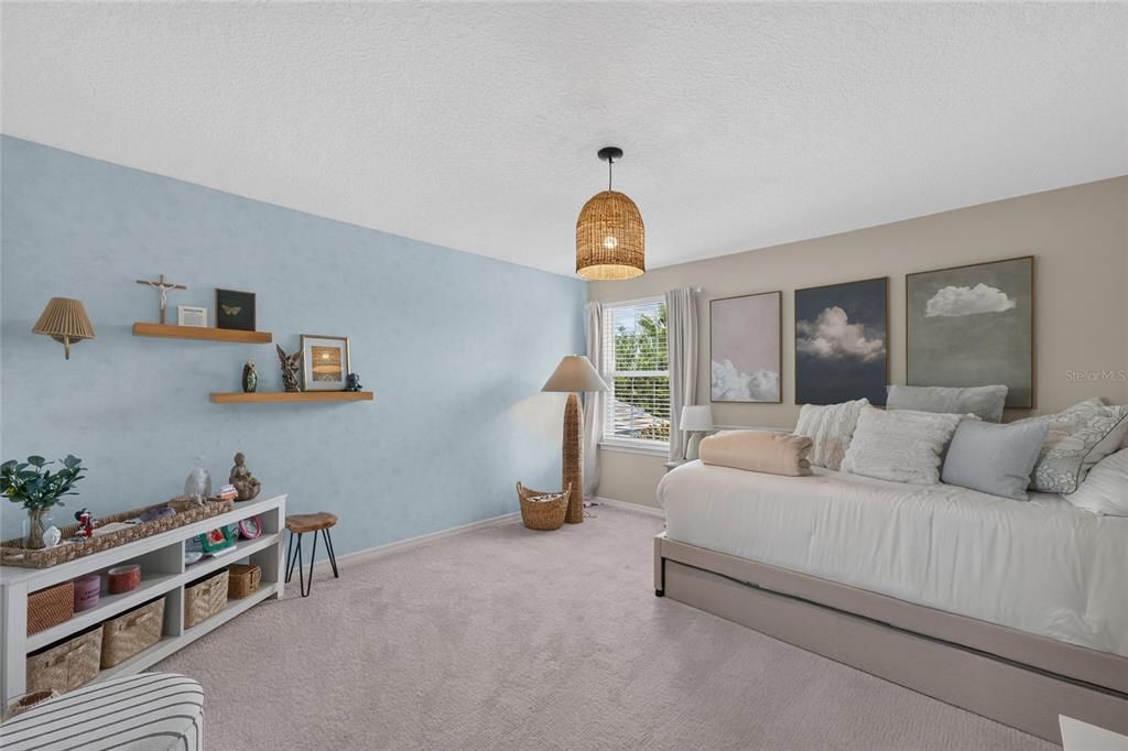 For Sale: $1,350,000 (4 beds, 3 baths, 3964 Square Feet)