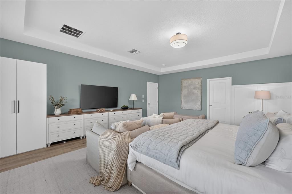 For Sale: $1,350,000 (4 beds, 3 baths, 3964 Square Feet)