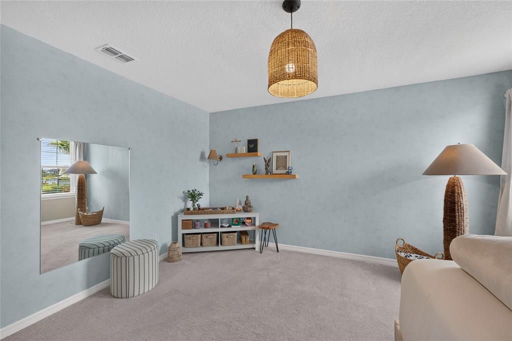 For Sale: $1,350,000 (4 beds, 3 baths, 3964 Square Feet)