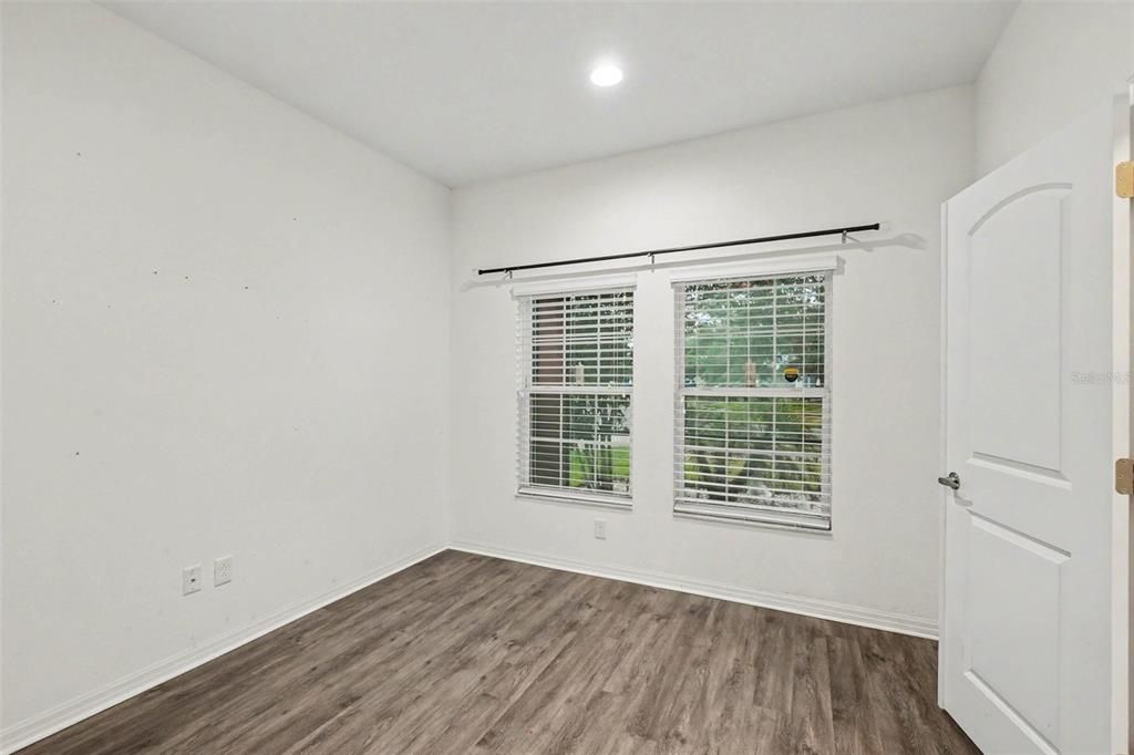 For Sale: $410,000 (4 beds, 3 baths, 2606 Square Feet)