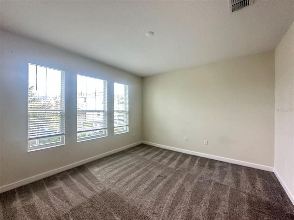 В аренду: $3,200 (4 спален, 3 ванн, 2481 Квадратных фут)