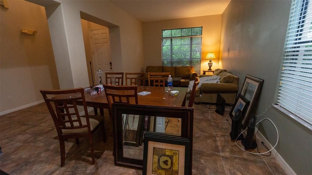 En Venta: $350,000 (6 camas, 4 baños, 3260 Pies cuadrados)
