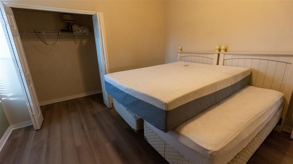 En Venta: $350,000 (6 camas, 4 baños, 3260 Pies cuadrados)
