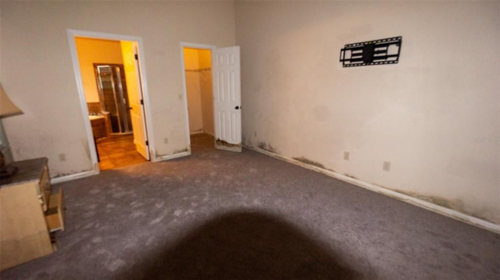 En Venta: $350,000 (6 camas, 4 baños, 3260 Pies cuadrados)