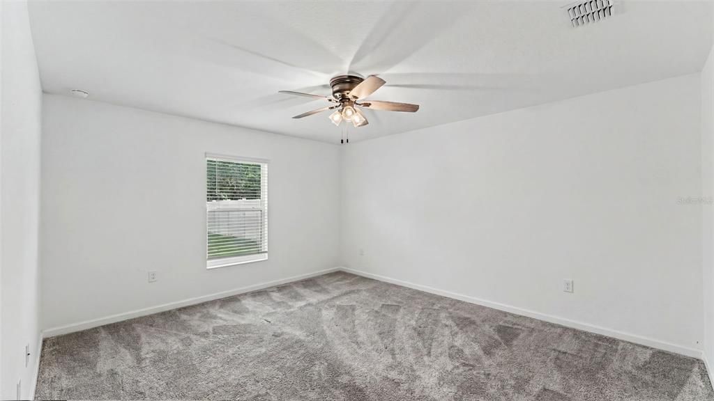 For Sale: $298,000 (3 beds, 2 baths, 1560 Square Feet)