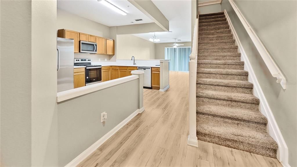 For Sale: $335,000 (3 beds, 2 baths, 1682 Square Feet)
