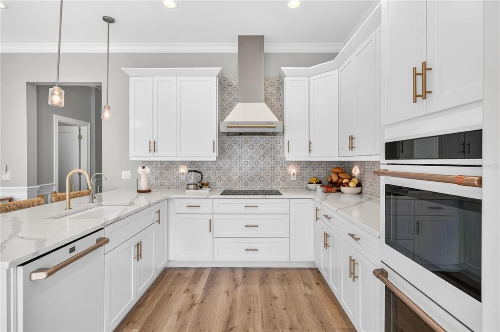 For Sale: $979,000 (4 beds, 3 baths, 2801 Square Feet)