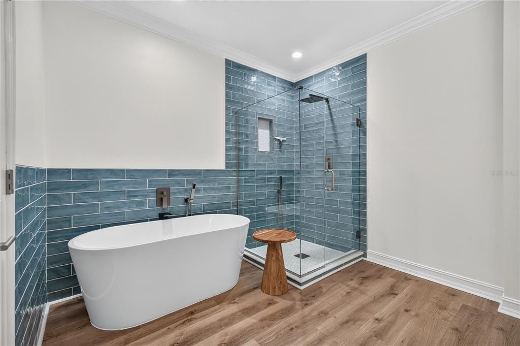 For Sale: $979,000 (4 beds, 3 baths, 2801 Square Feet)