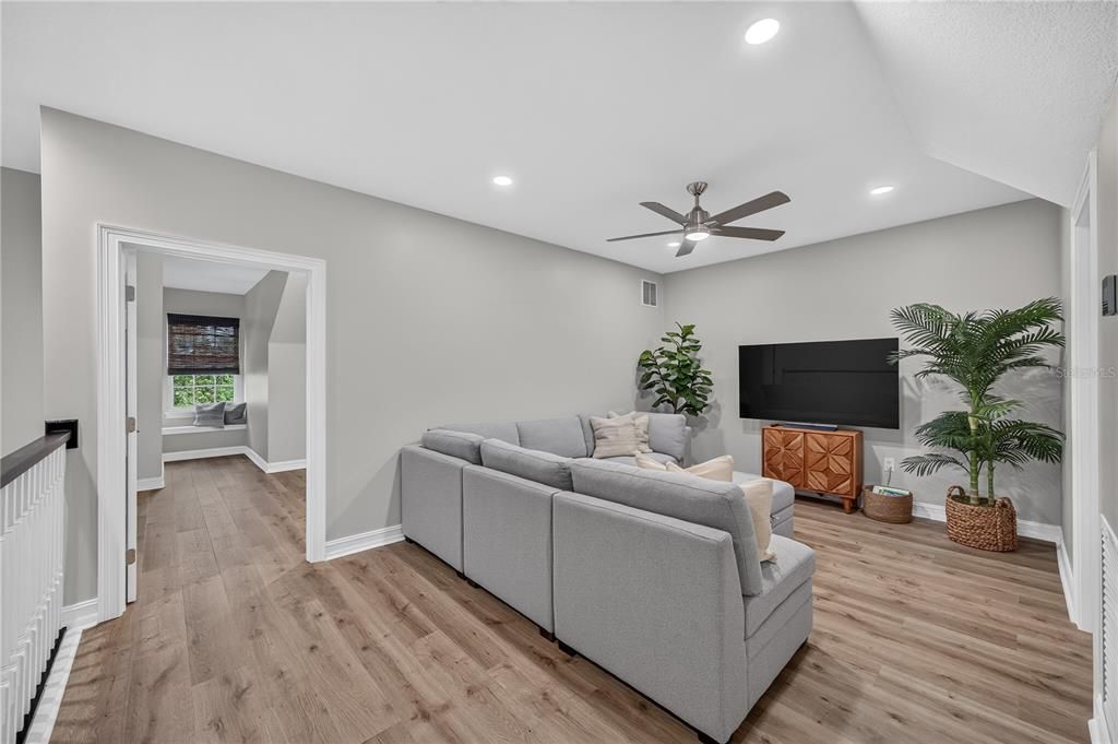 For Sale: $979,000 (4 beds, 3 baths, 2801 Square Feet)