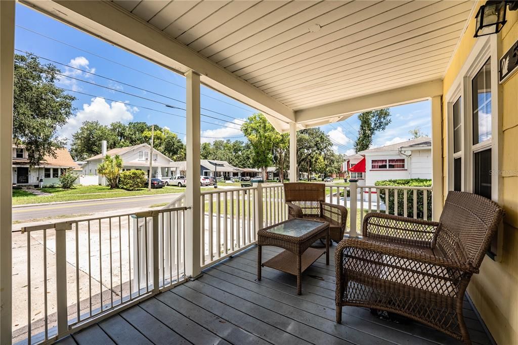 For Sale: $299,900 (3 beds, 1 baths, 1004 Square Feet)