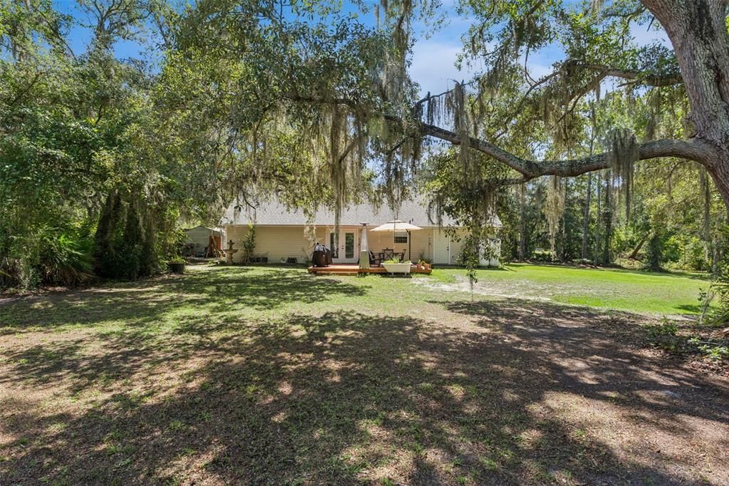 En Venta: $650,000 (4 camas, 2 baños, 1612 Pies cuadrados)