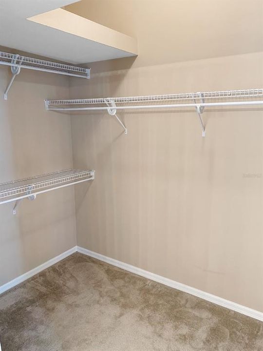 En Renta: $3,700 (4 camas, 3 baños, 2431 Pies cuadrados)