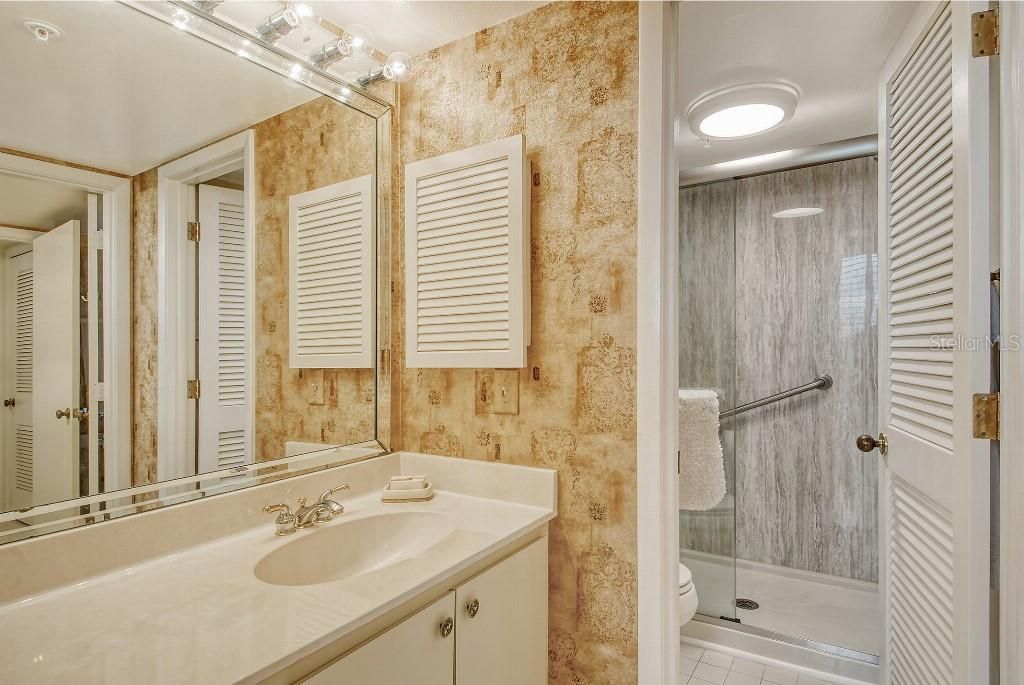 En Venta: $515,000 (2 camas, 2 baños, 933 Pies cuadrados)