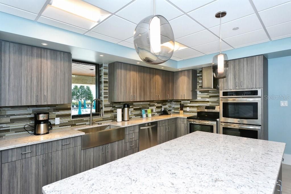 En Venta: $515,000 (2 camas, 2 baños, 933 Pies cuadrados)