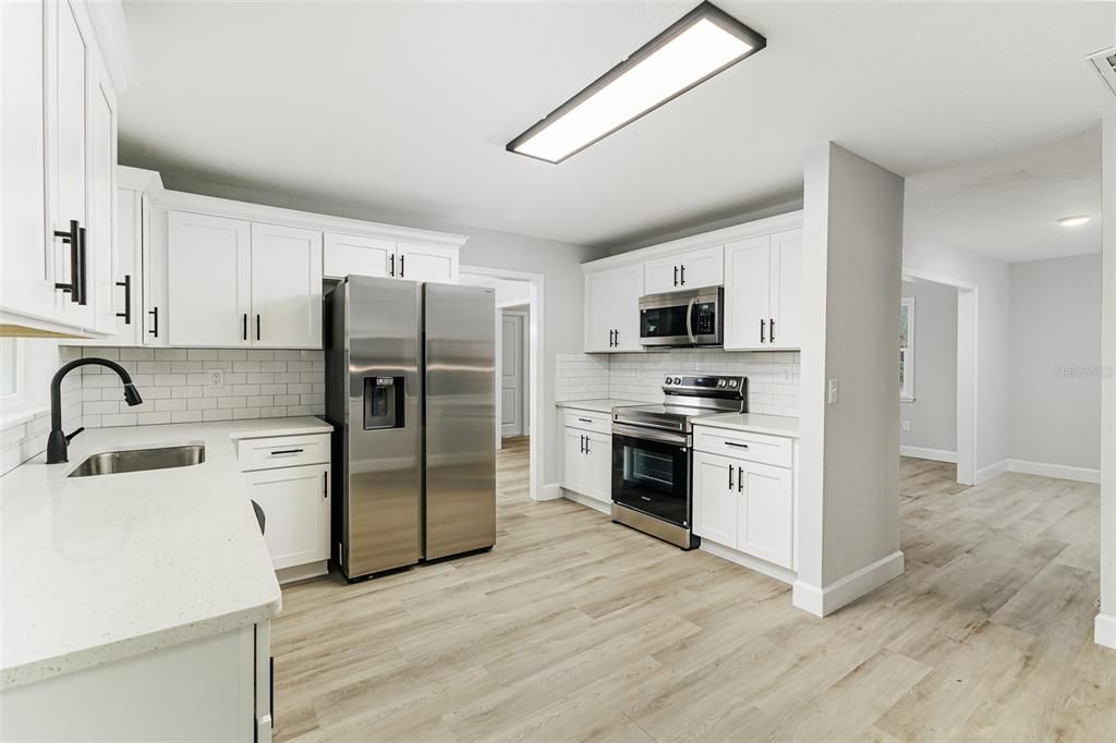 For Sale: $524,950 (5 beds, 3 baths, 2715 Square Feet)