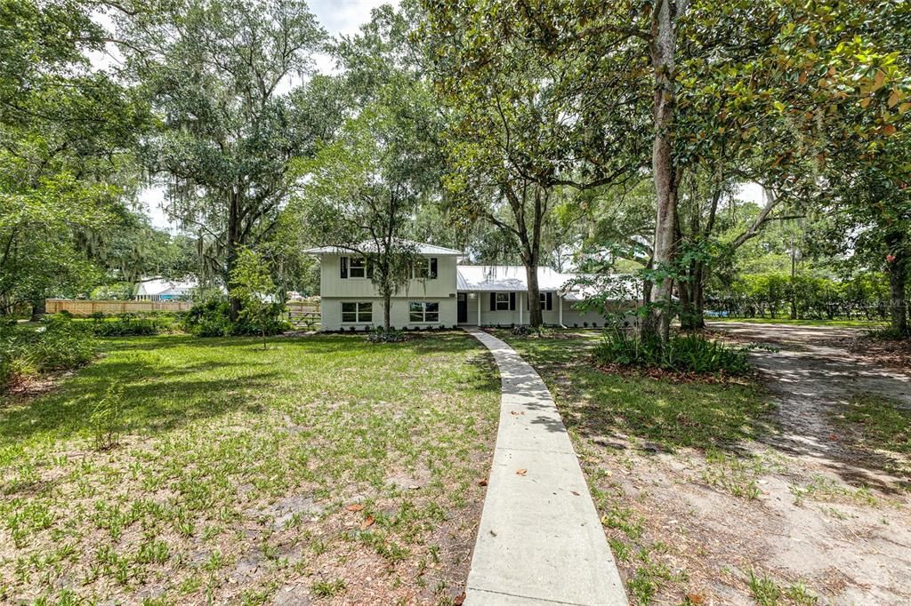For Sale: $524,950 (5 beds, 3 baths, 2715 Square Feet)