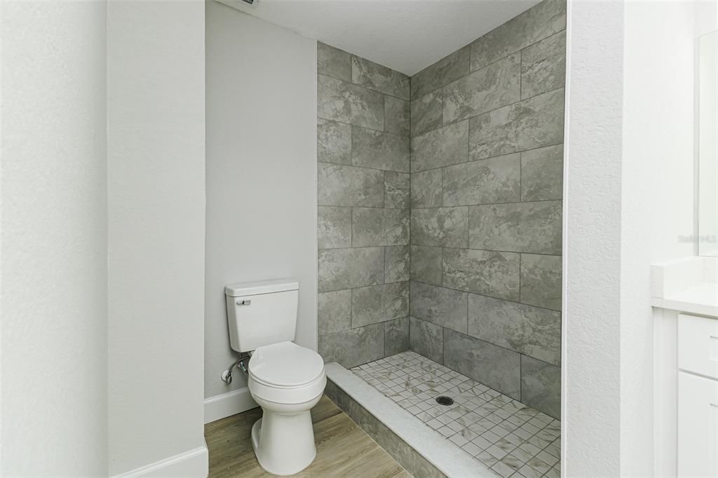 For Sale: $524,950 (5 beds, 3 baths, 2715 Square Feet)