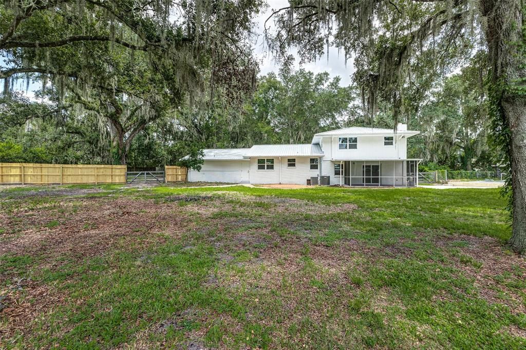 For Sale: $524,950 (5 beds, 3 baths, 2715 Square Feet)