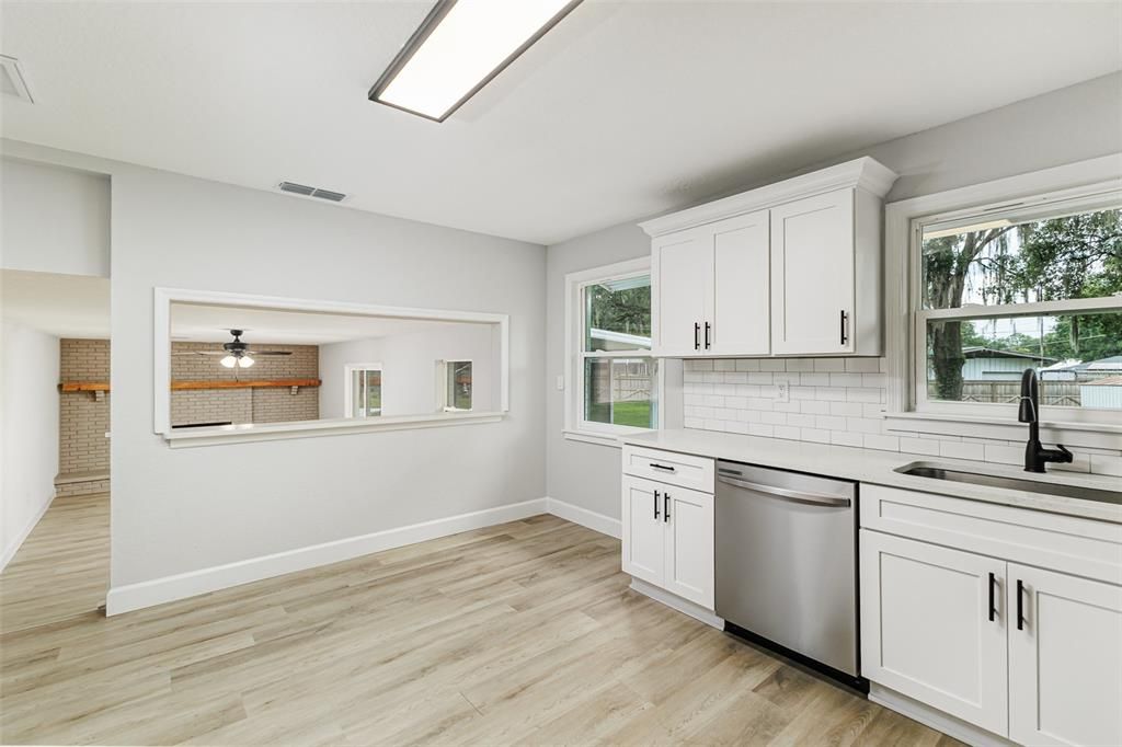 For Sale: $524,950 (5 beds, 3 baths, 2715 Square Feet)