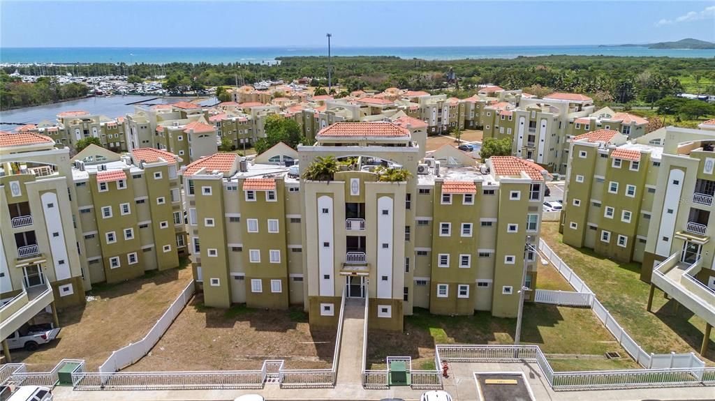 На продажу: $345,000 (3 спален, 2 ванн, 1423 Квадратных фут)