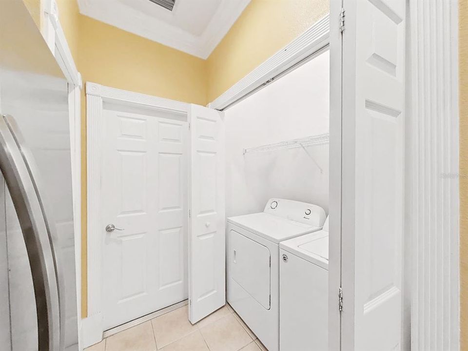 For Sale: $319,900 (3 beds, 2 baths, 1546 Square Feet)
